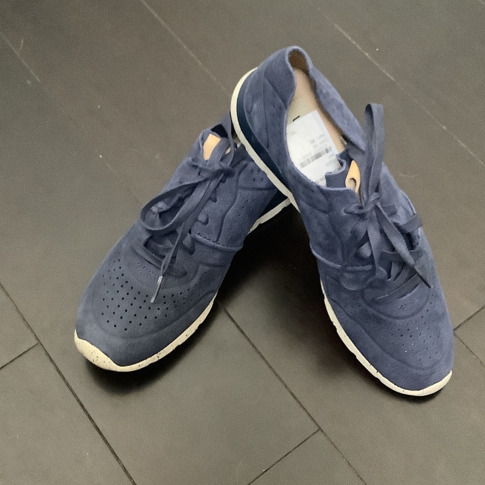 Women's Blue Suede Sneakers, Size 9